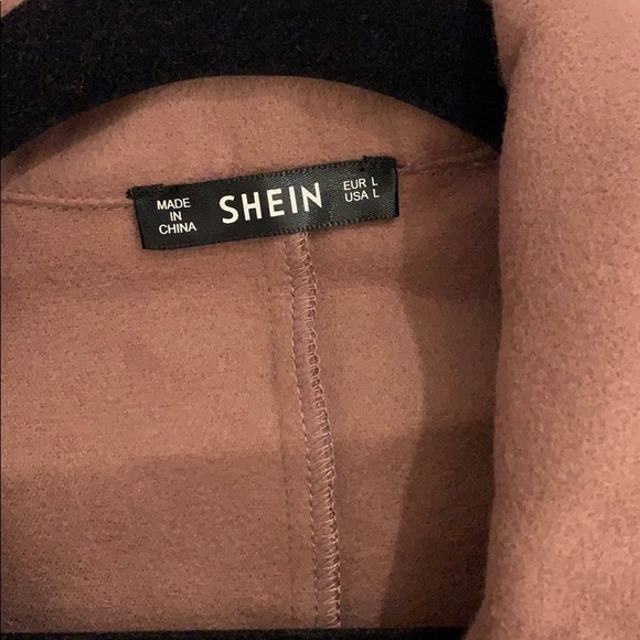 Shein princess coat - Picture 2 of 2